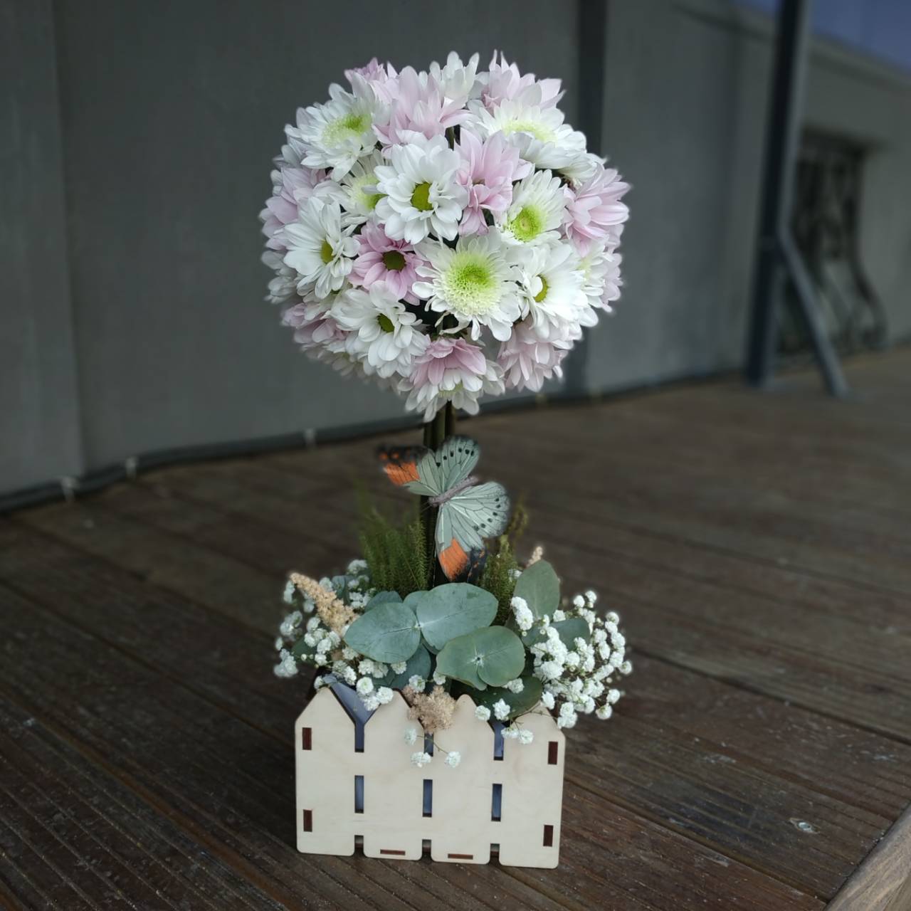 Композиция "Цветочное дерево"