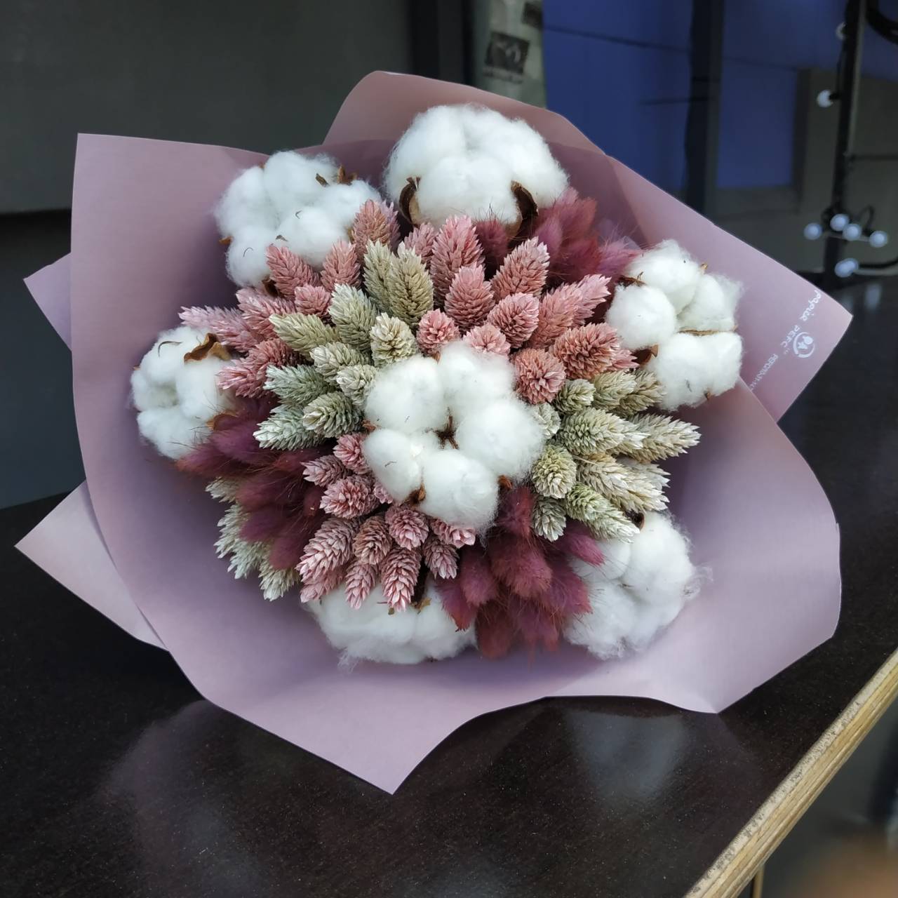 Букет из хлопка, фалариса и лагуруса