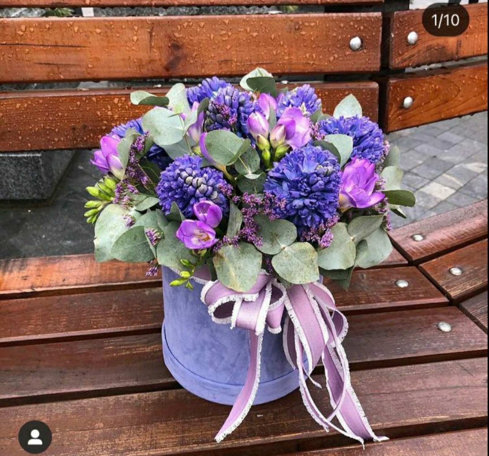 Композиция с гиацинтами и фрезией